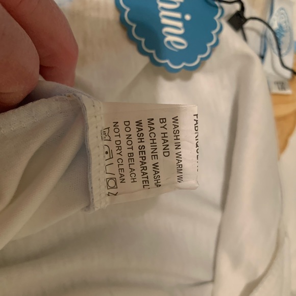 Gorgeous Summer Weight Bath Robe - Picture 8 of 8